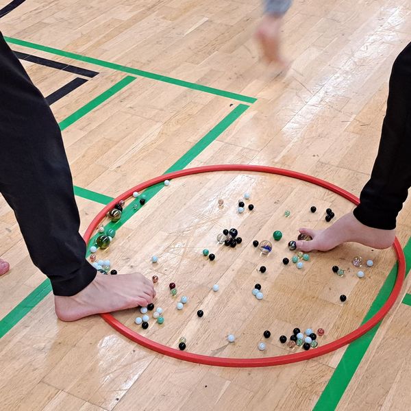 Fußkräftigung beim Murmeltransport